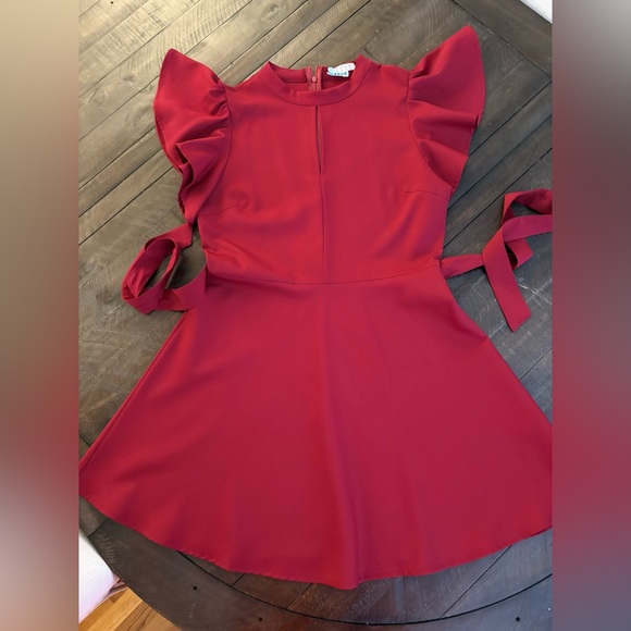 TCEC Elegant Dark Red Flutter Sleeve Tie Waist Dress – Size Large - Picture 3 of 7